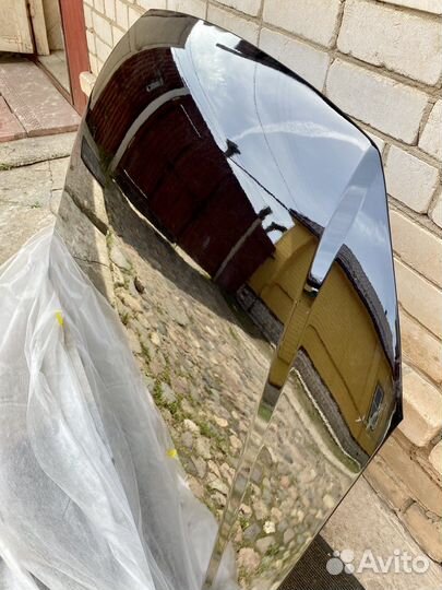 Капот Volkswagen Polo