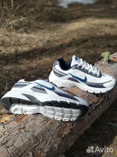 Кроссовки Nike новые
