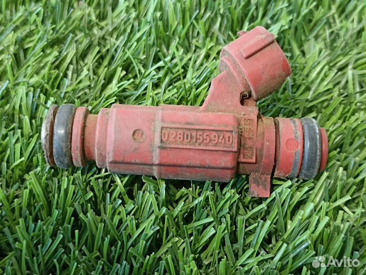 Форсунка топливная Nissan Primera P12 QG18DE