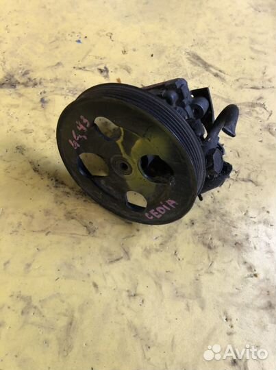 Гидроусилитель на mitsubishi 4G15