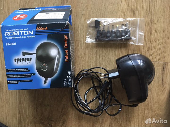 Универсальный блок питания Robiton FN800
