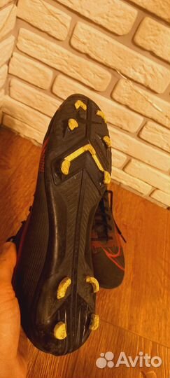 Футбольные бутсы nike 43р
