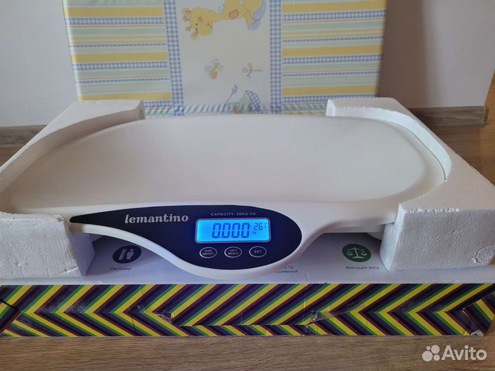 Весы детские + доска пеленальная