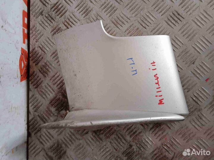 Молдинг на крыло правый передний Мазда Милления TA