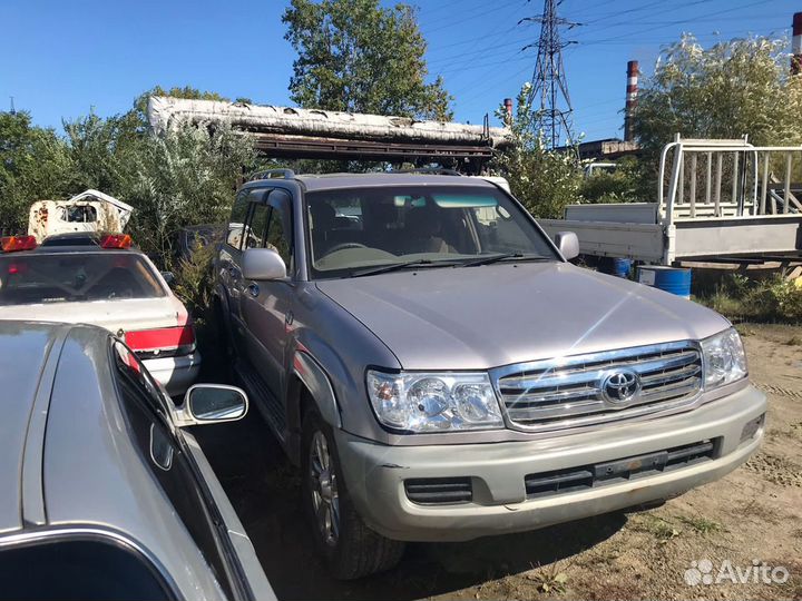 Toyota Land Cruiser 4.7 AT, 1998, 600 000 км