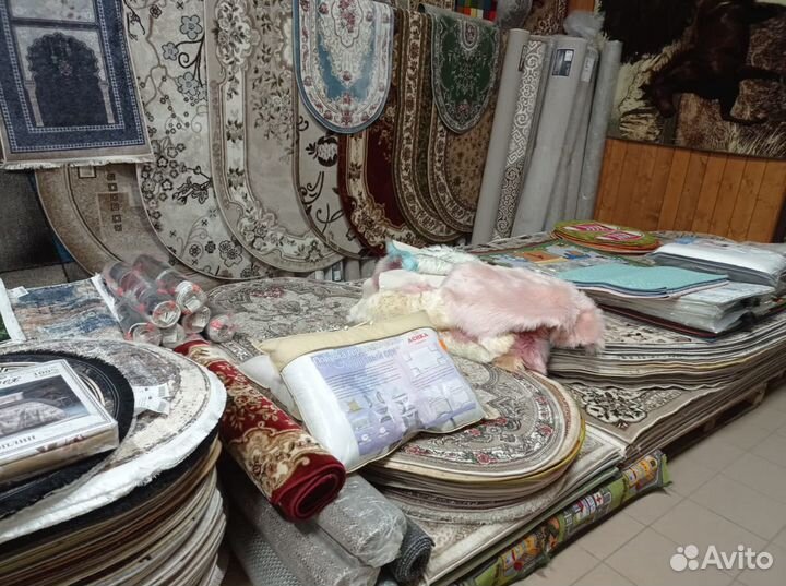 Ковры и поласы новые г.Обнинск