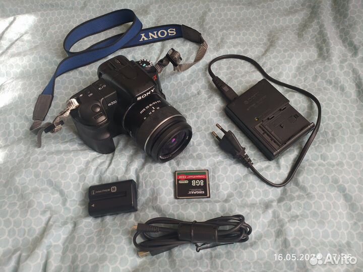 Фотоаппарат зеркальный Sony dslr-A200