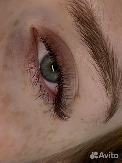 Наращивание ресниц на дому