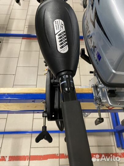 Электрический лодочный мотор sharmax