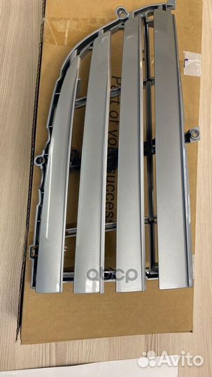 Проставка решетки радиатора правая mercedes-BE