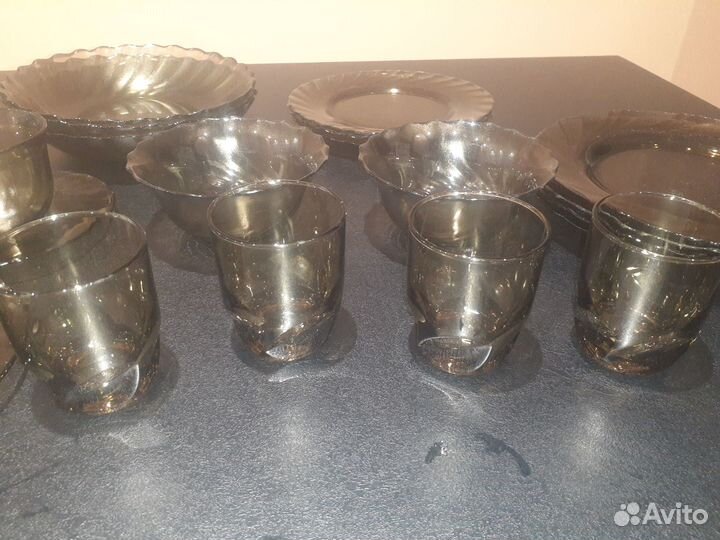 Набор столовой посуды бу 28 предметов