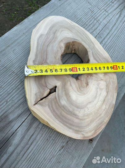 Спил из карагача