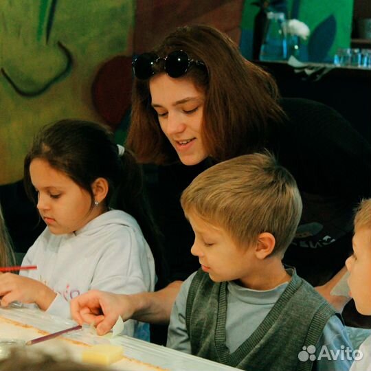 Специалист художник-скульптор