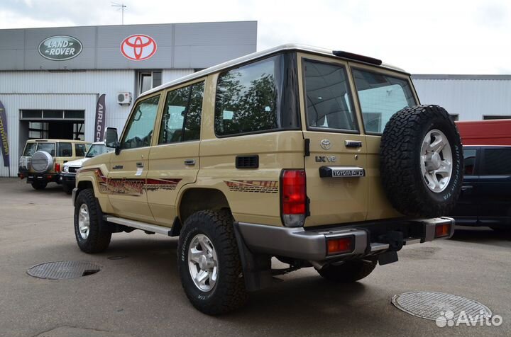 Toyota Land Cruiser 4.0 МТ, 2022, 35 км