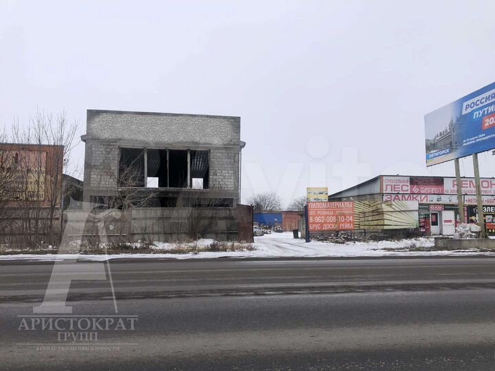 Продам здание, 713 м²