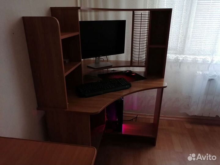 Компьютерный стол бу