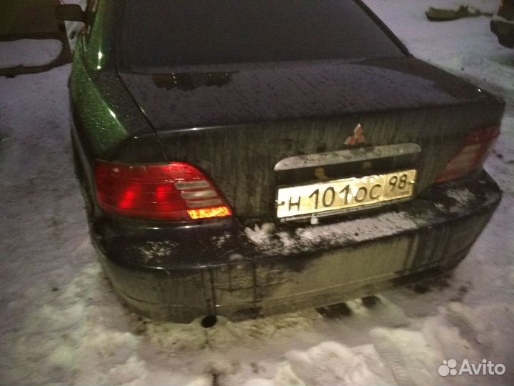 Mitsubishi galant 8