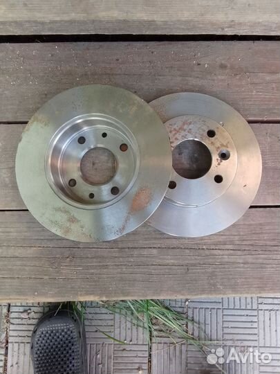 Тормозные диски Brembo Renault Sandero, Logan, др