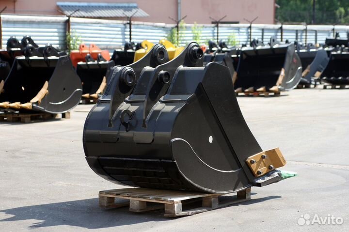 Ковш стандартный для Hitachi ZX200 в наличии