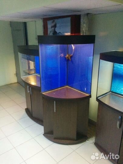 Аквариум 180л. угловой, биофильтр, свет, тумба