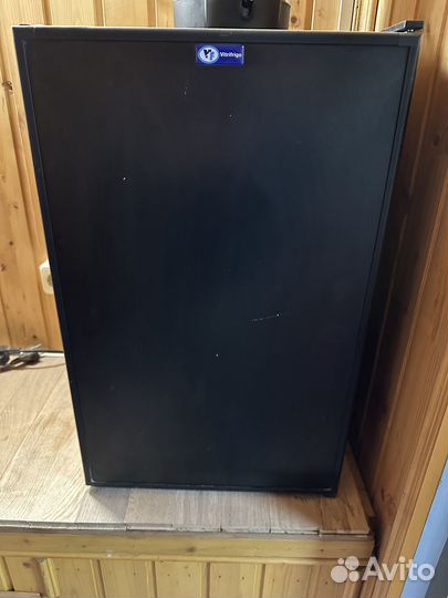 Холодильник Vitrifrigo мини бар Италия