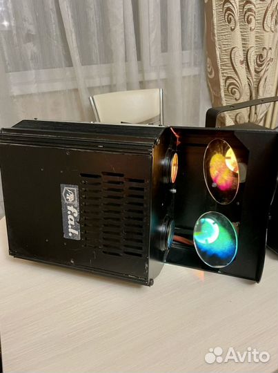Продам лазер, 2 световых прибора, дым машина