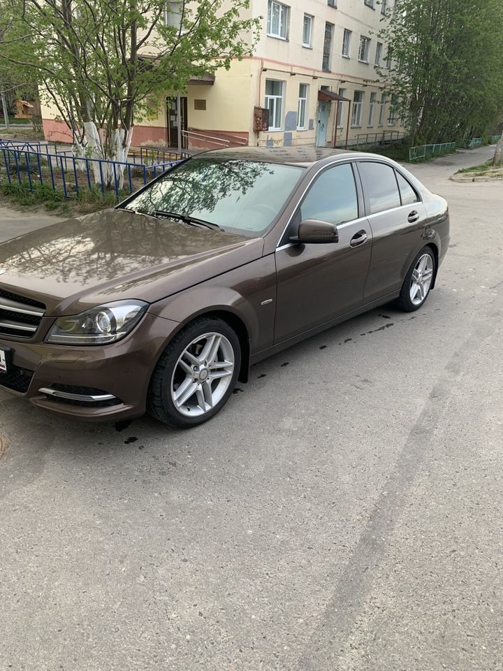 Mercedes-Benz C-класс: фото владельца