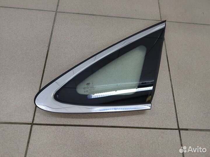 Форточка правая задняя Hyundai Sonata DN8