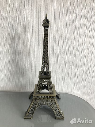 Статуэтка Эйфелева башня