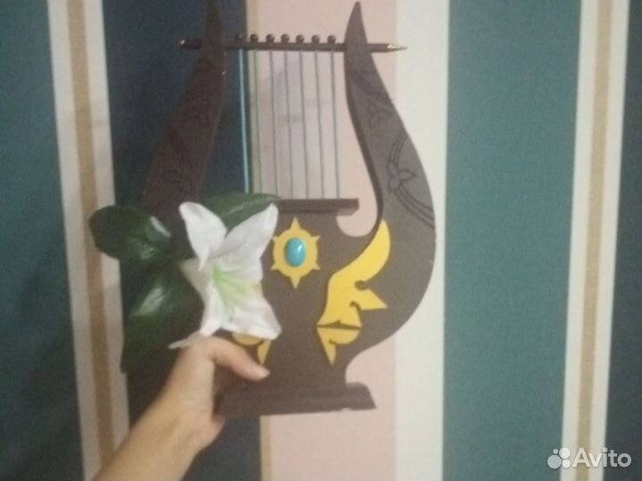 Лира на касплей Венти