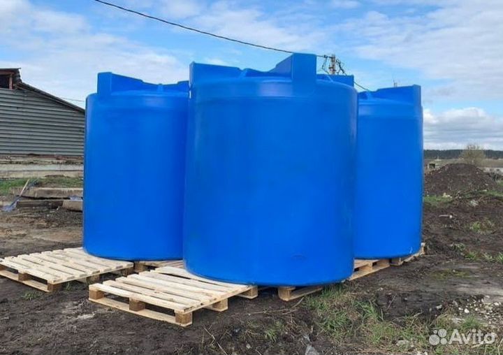 Емкость 3000 литров в ассортименте