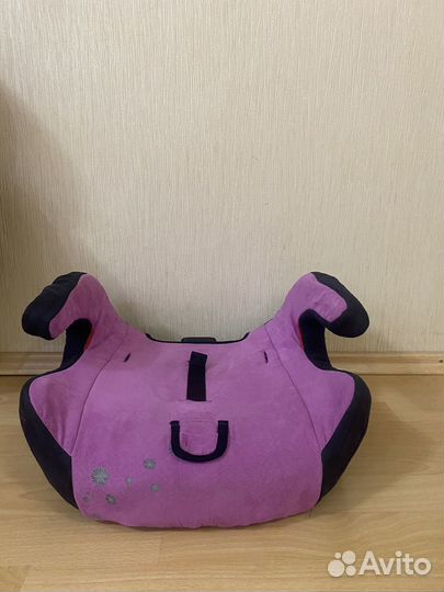 Автомобильное детское кресло