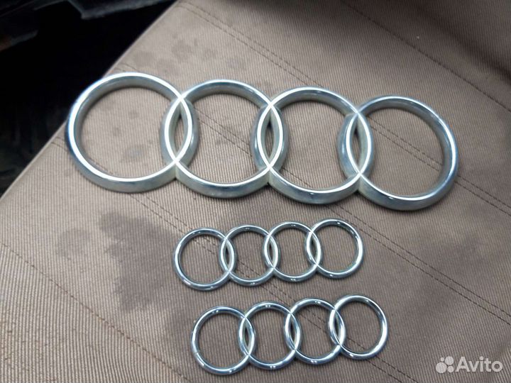 Эмблемы ауди