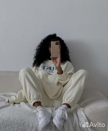 Спортивный костюм женский