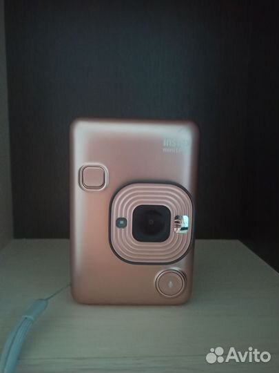 Камера моментальной печати Fujifilm