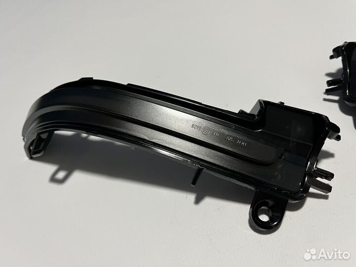 Комплект поворотников боковых зеркал BMW F30 F20