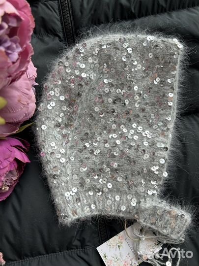 Чепчик с королевскими пайетками