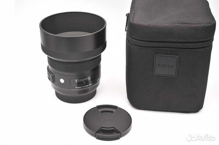 Sigma AF 30mm f/1.4 DC Art Sony A