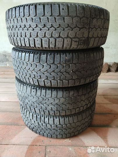 Yokohama Ice Guard Stud IG35 175/70 R14