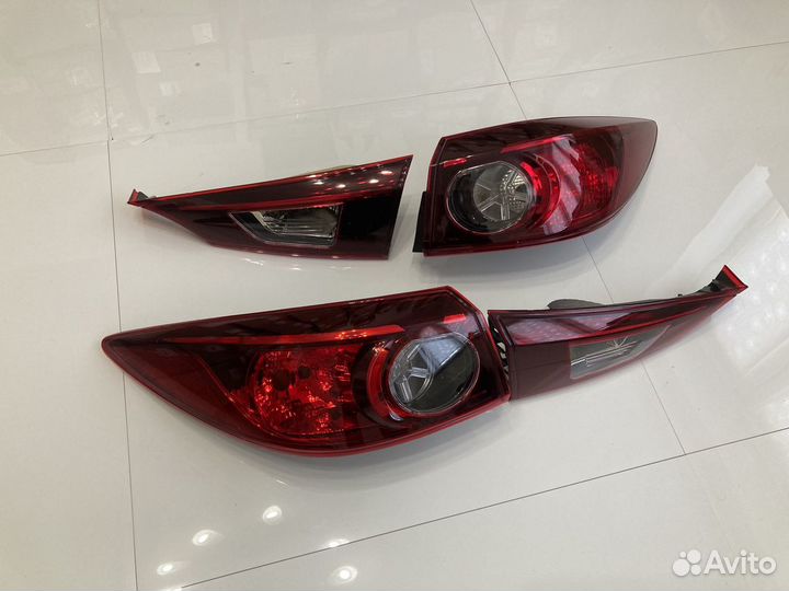 Фонарь (1шт в крыло) Mazda 3 BM (2013-2016)