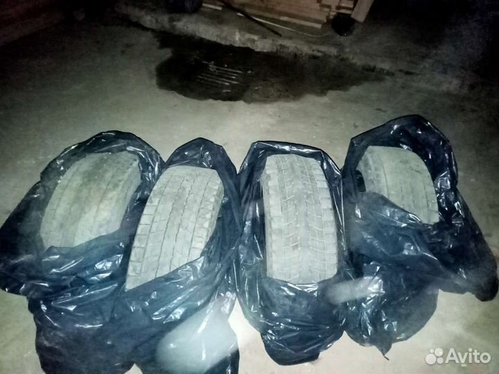 Dunlop Winter Maxx 215/60 R17