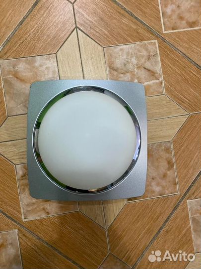 Светильник потолочный