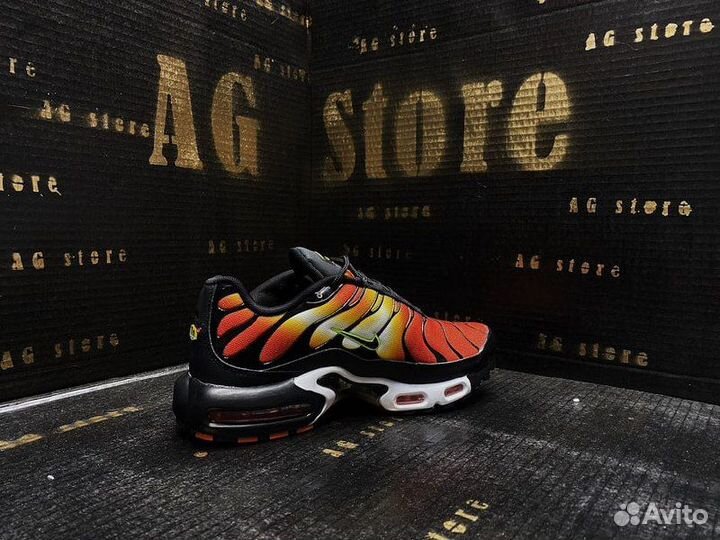 Кроссовки Nike Air Max Plus 'Sunset Gradient'