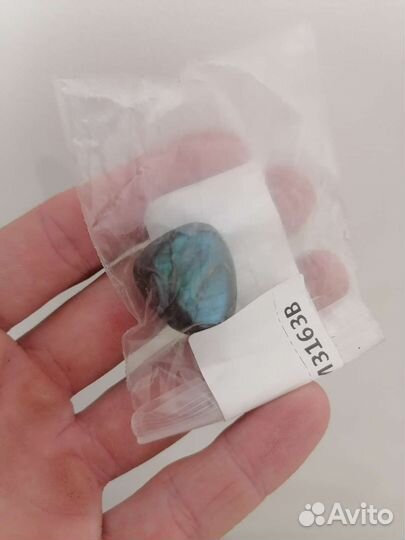 Лабрадор камень