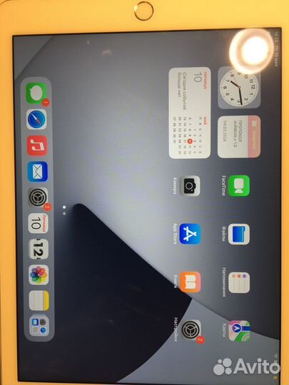 iPad air2 64gb разблокирован. дефект экрана