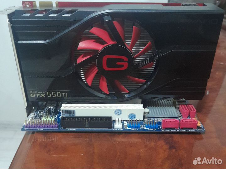 Материнская плата с блоком питания и охлаждение