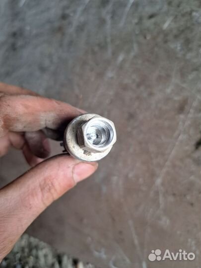 Датчик давления кондиционера Ford Mondeo