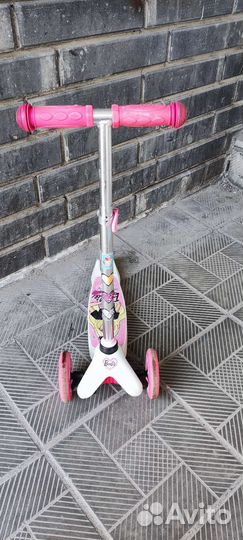 Самокат детский трехколесный