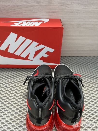 Кроссовки nike air force 270