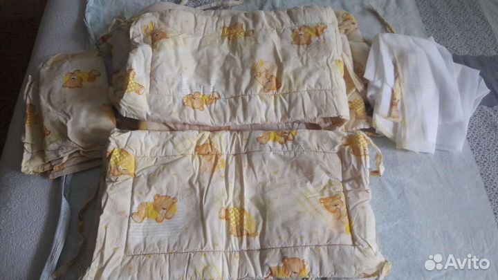 Бортики в детскую кроватку